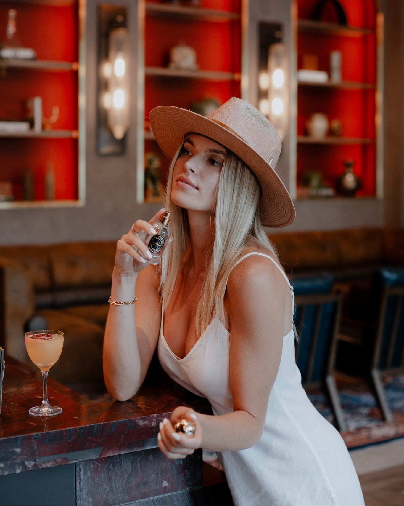 PARFUM 77